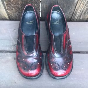 ❤️Red Dansko Clogs❤️